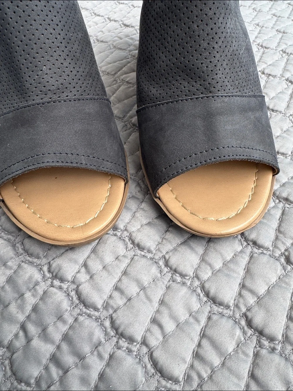 Sophia Milano Italian Leather Navy Slingback Peep-Toe Sandals size7.5